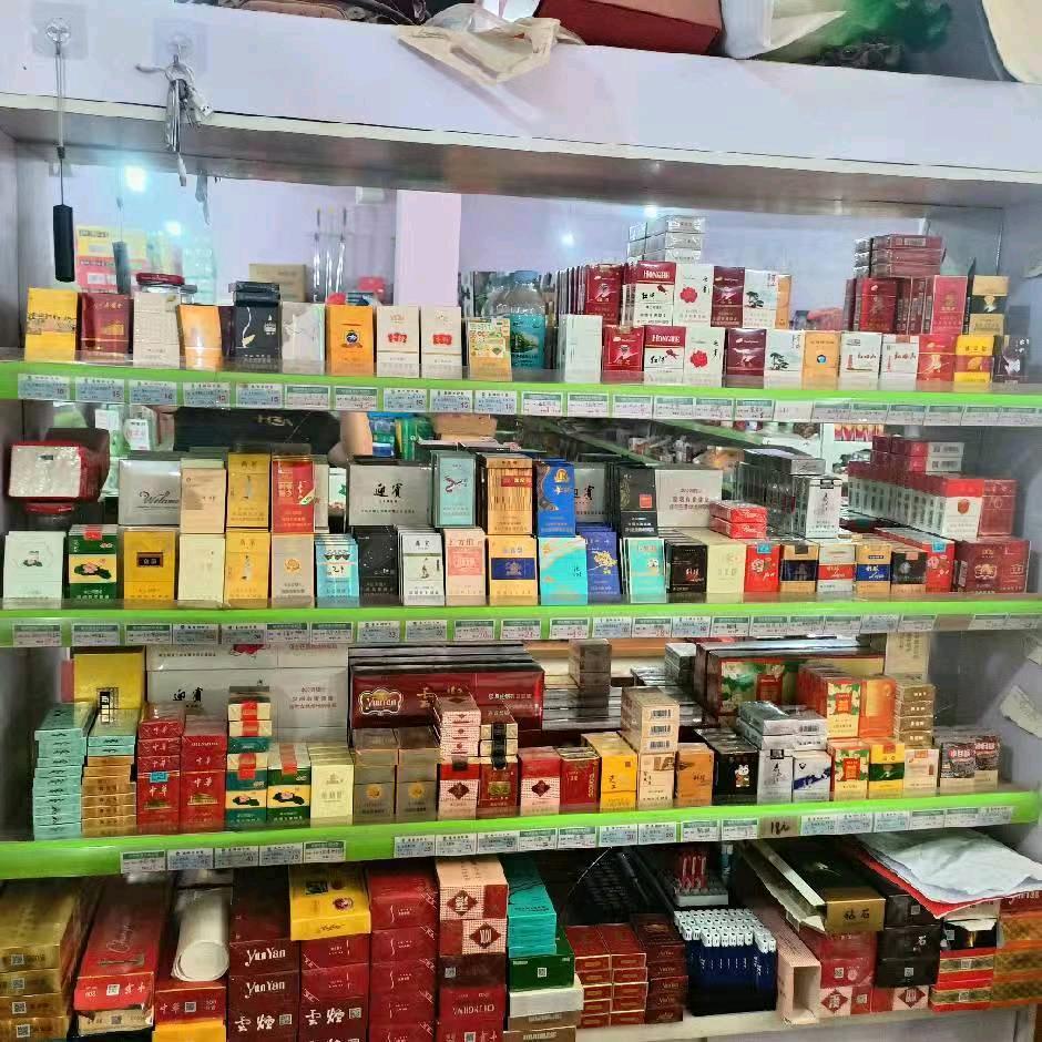小卖部张部长