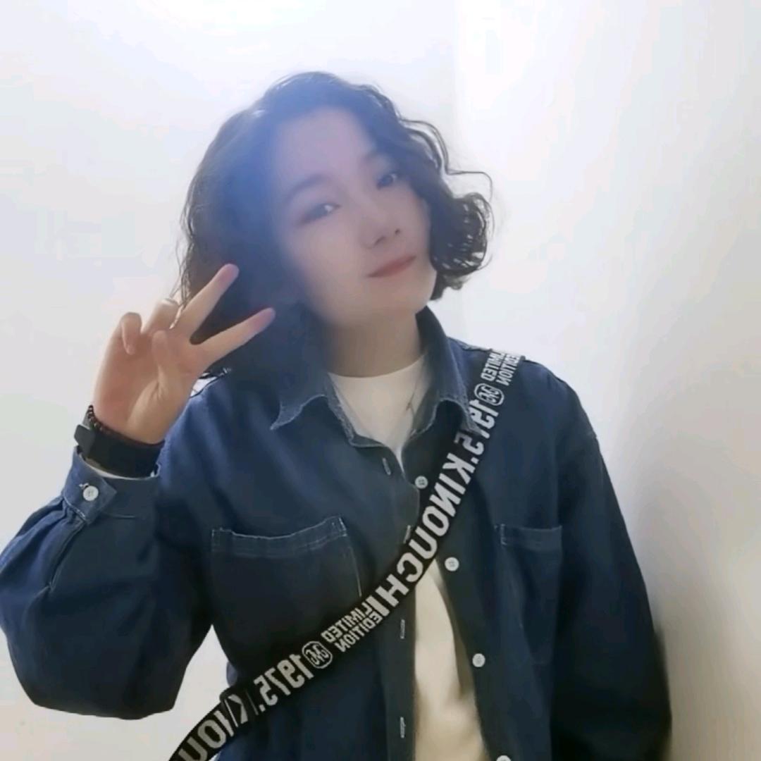 涨芝士Zhꕤang☀