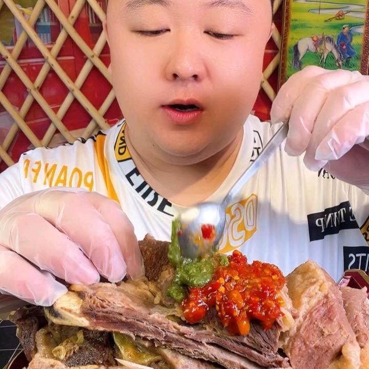 胖东媳妇小号