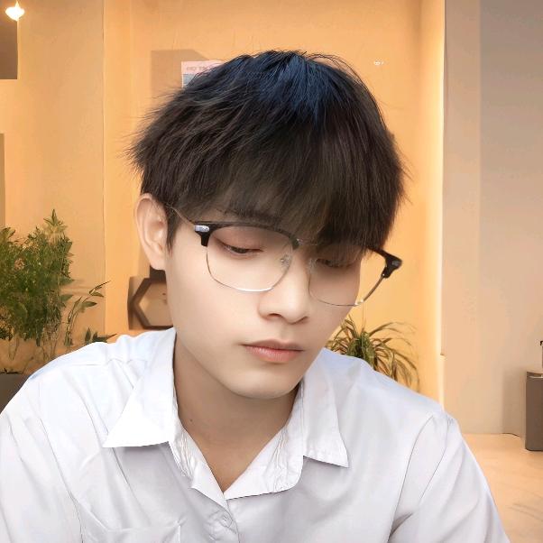 小虎🥭（梦想舞团航少团队）