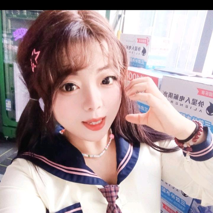 睡不醒的奈奈兔❥(ゝω・✿ฺ)