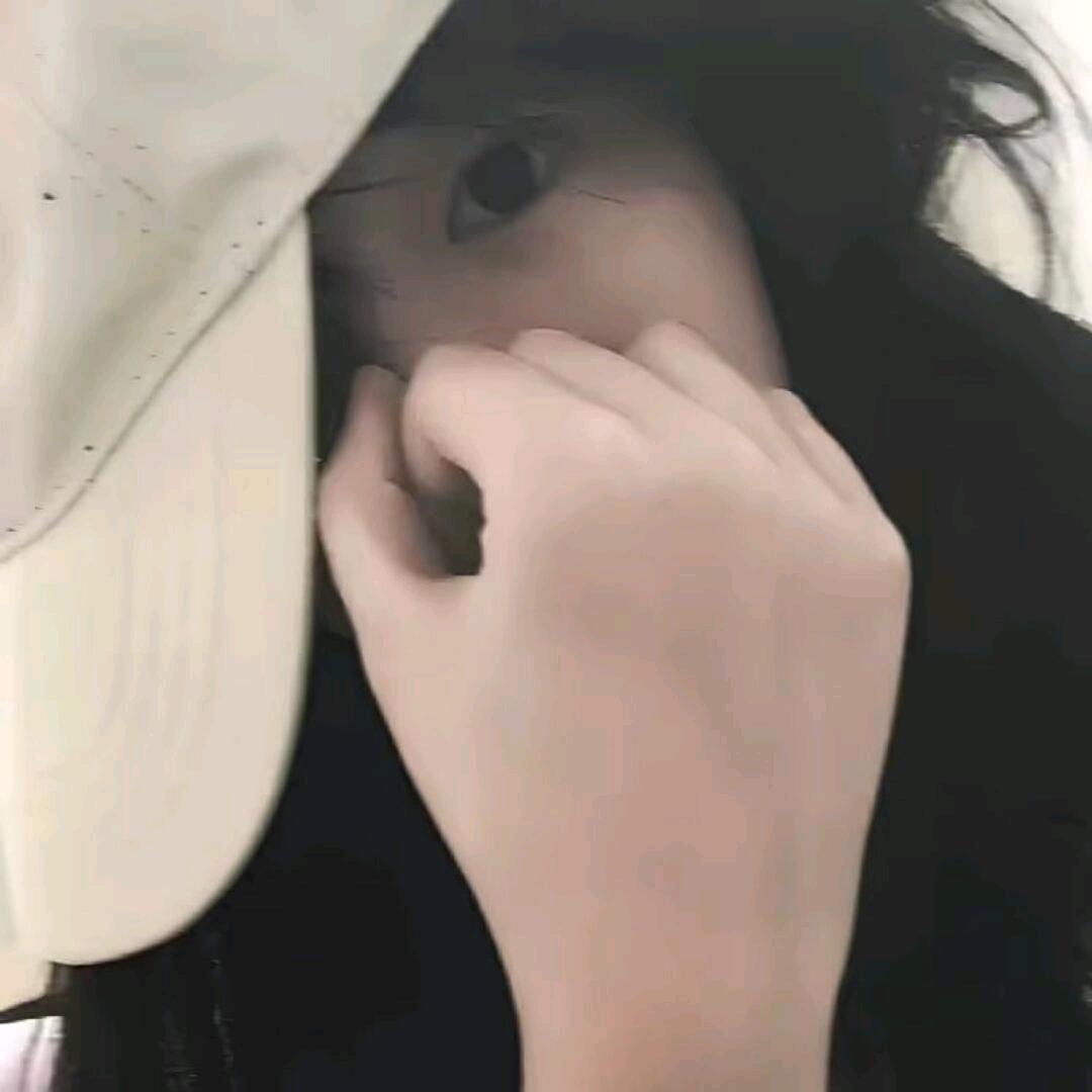 𝙊𝙣𝙮𝙡𝙦𝙞头像