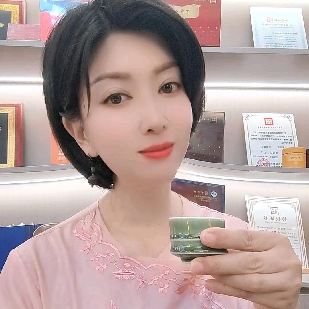 万氏留香福鼎白茶下党红驻马店店