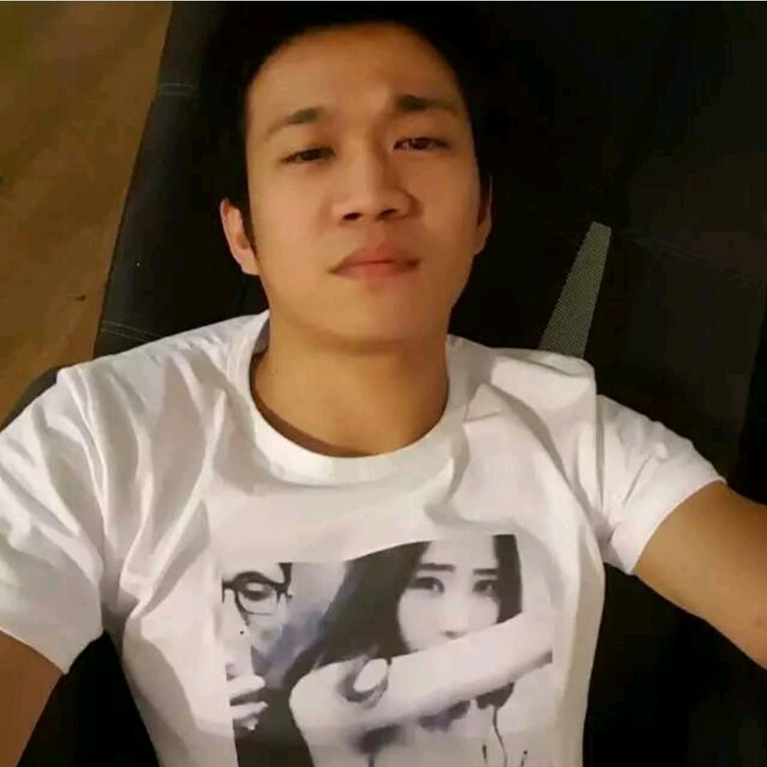 辉