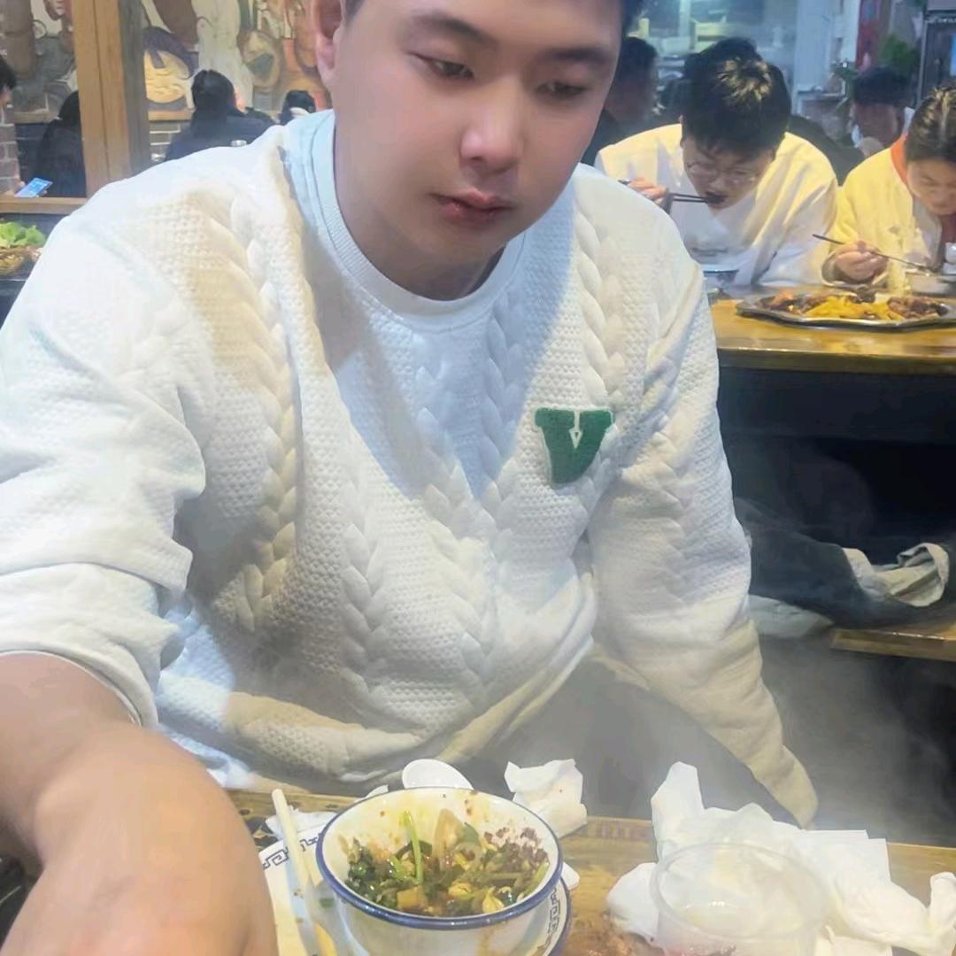 白闹人☠️☠️☠️