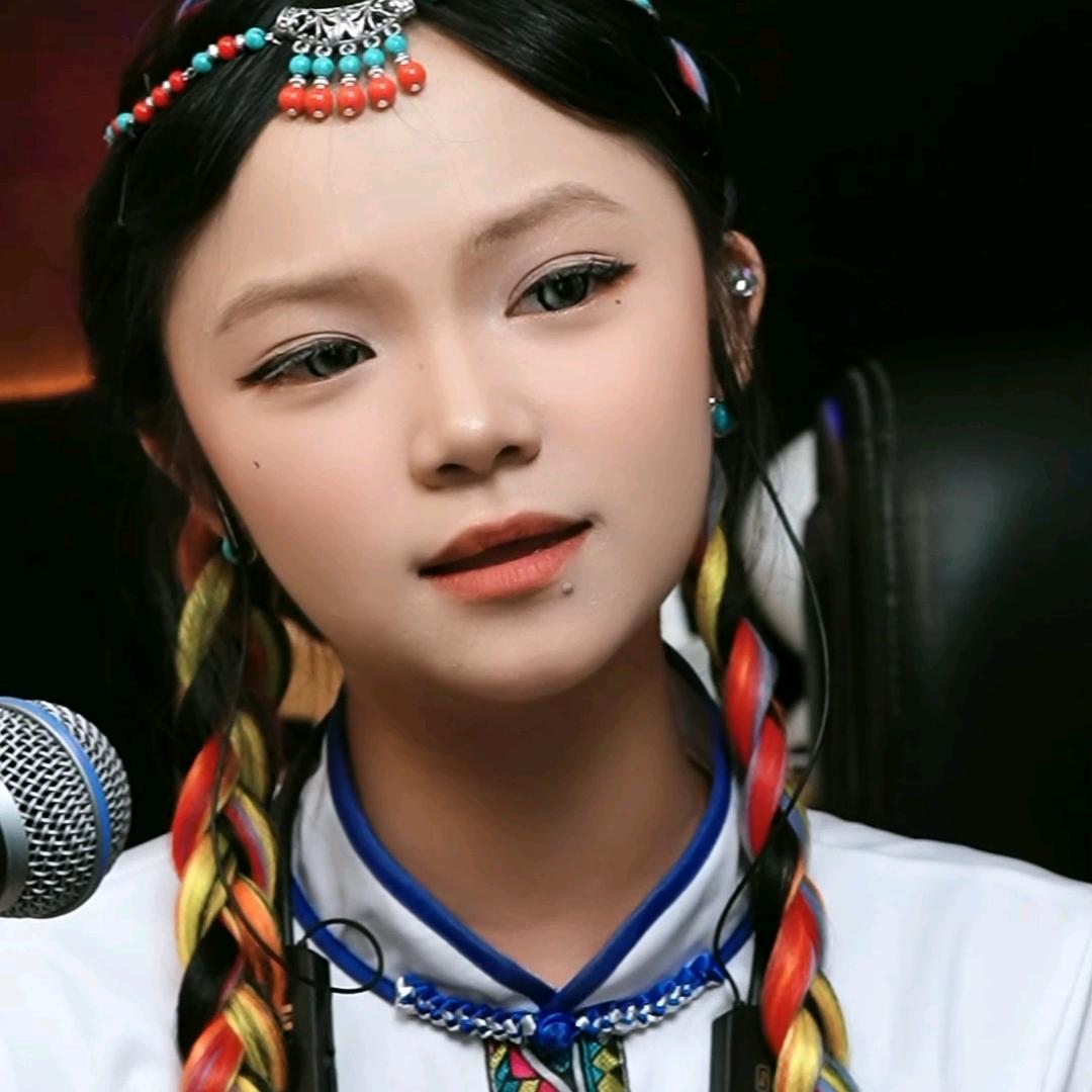 小卓玛（格桑卓玛）