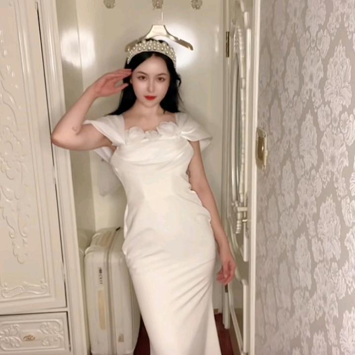 美 容 养生 沙 龙