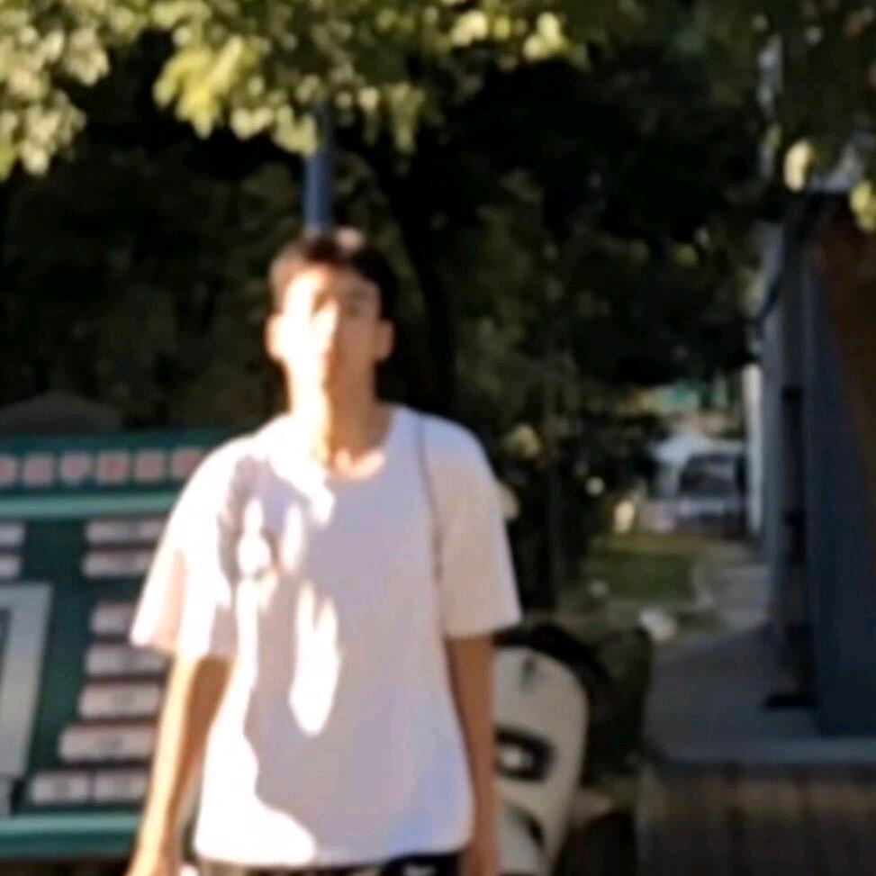 805