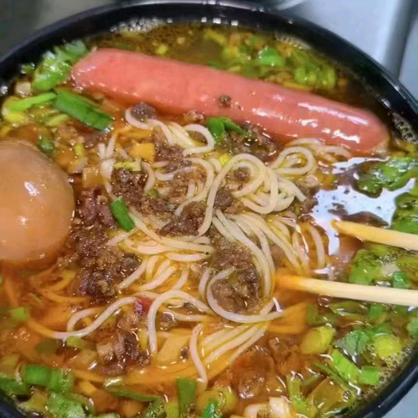 金慧肉酱米线批发