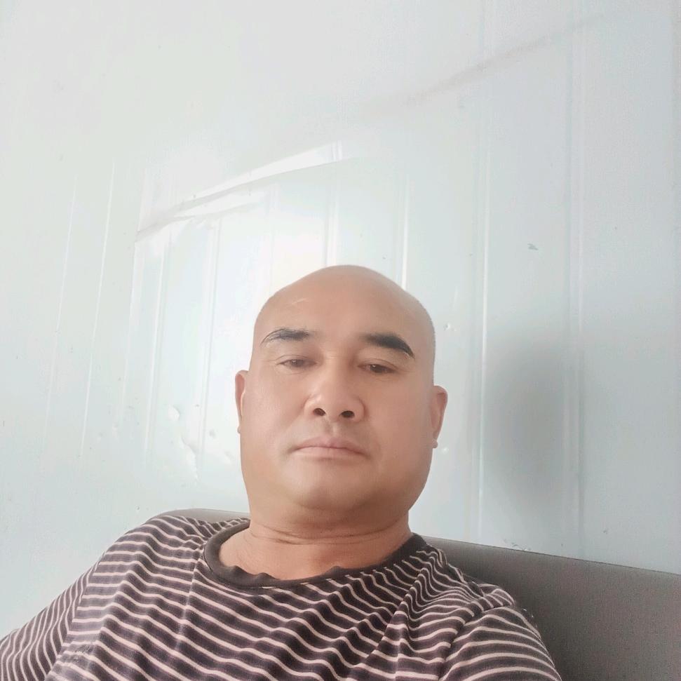 光头哥回收各种废旧金属