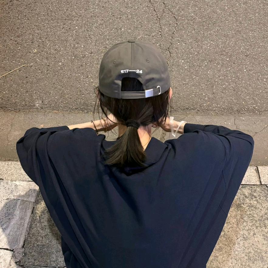 一 一