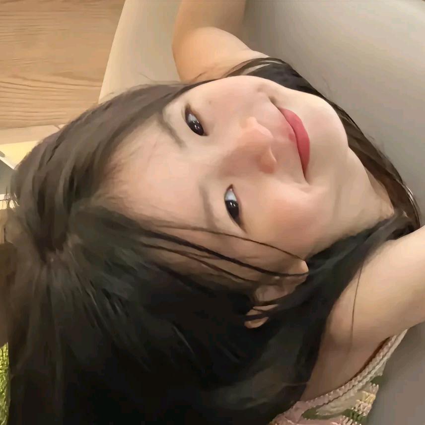 @子专不吃香菜～🖤