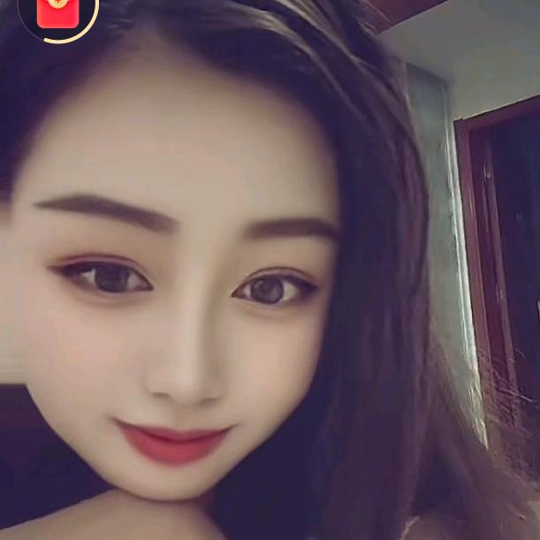 月光下的女孩