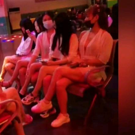 安源晓涵
