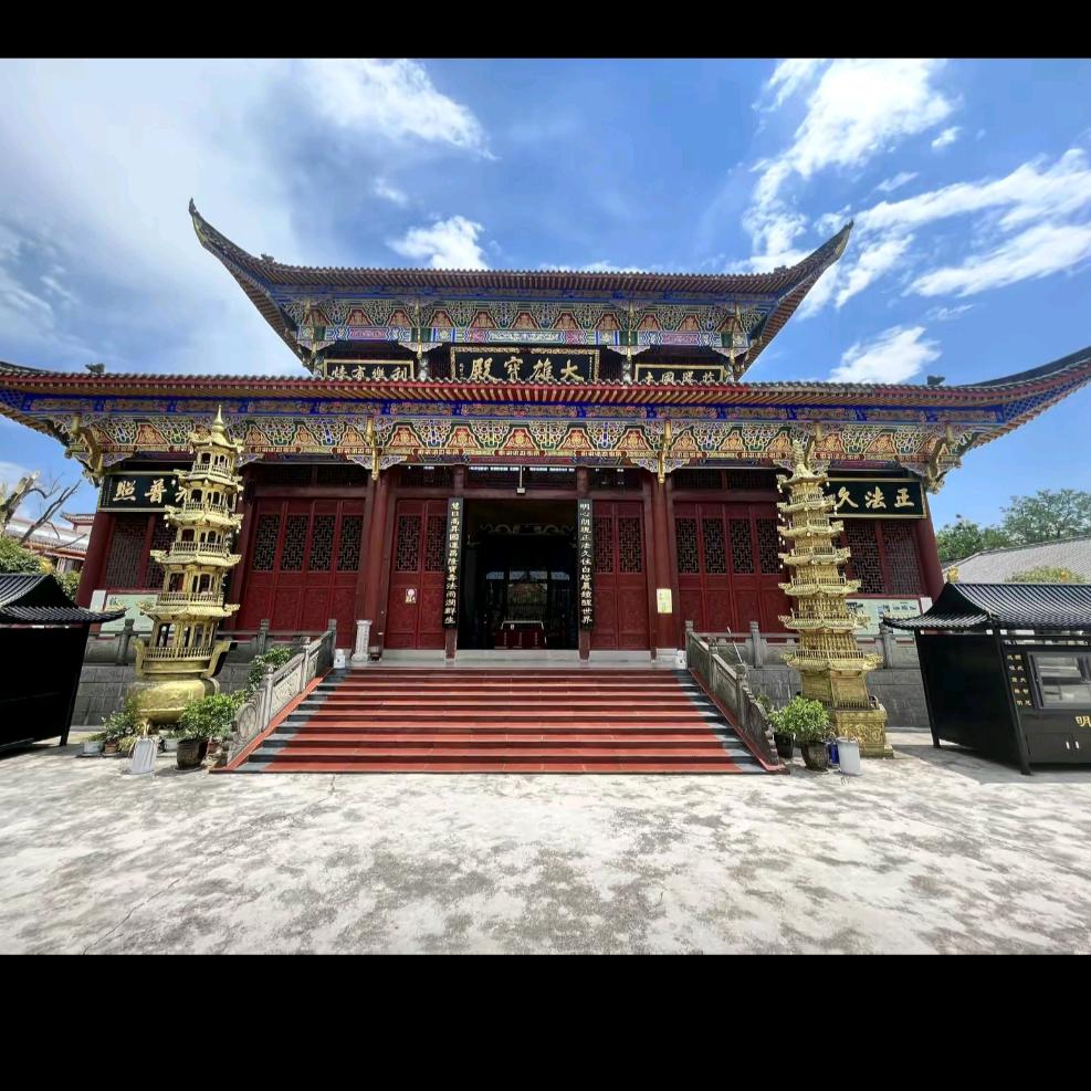 已然陌生，何必回首