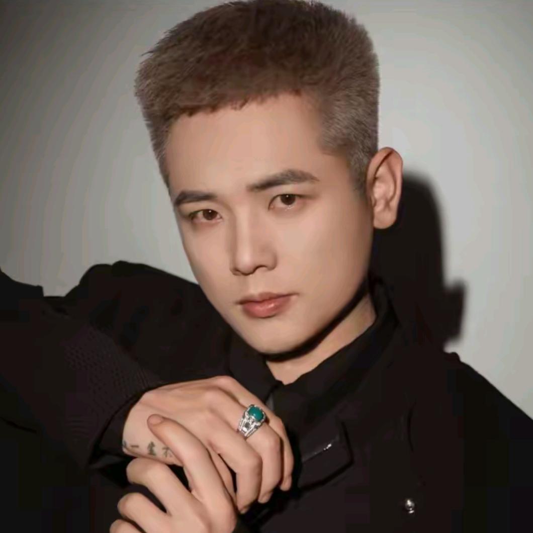 花小磊好物分享·沫沫