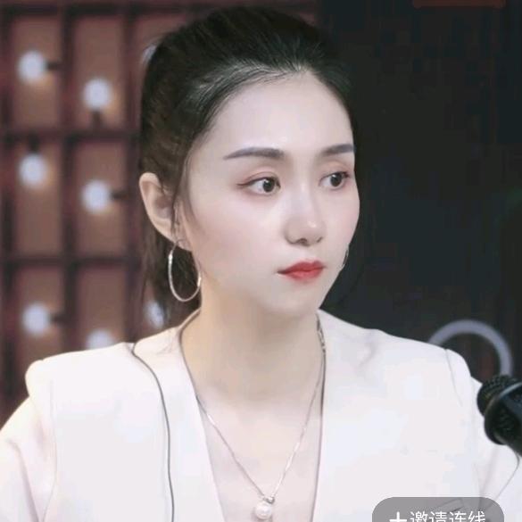 米莉  鸿炎网络科技