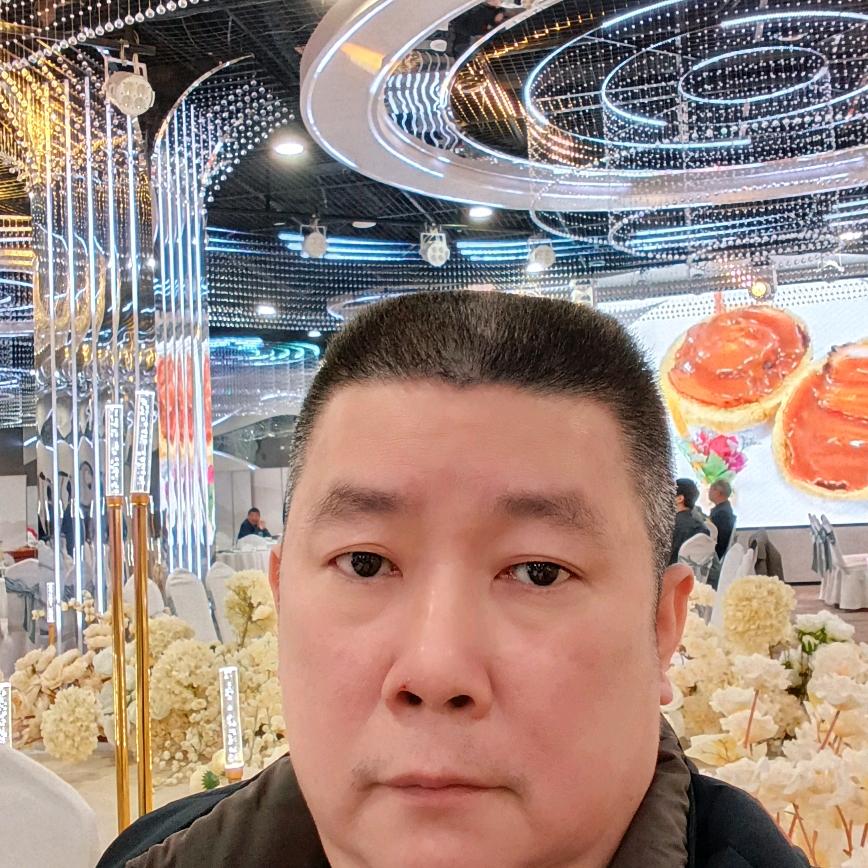 杨逸人