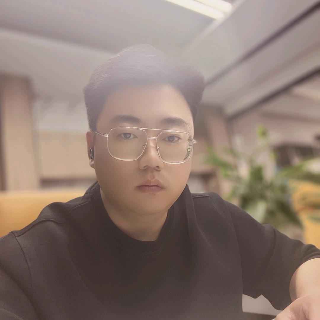 王律师（黑袍法师）