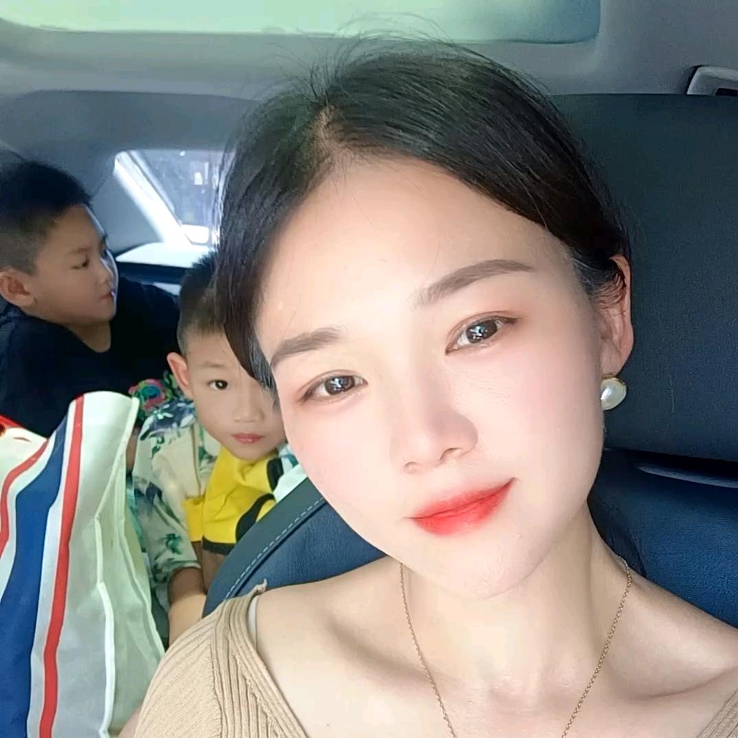 爱做饼的美小护