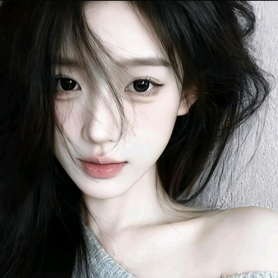 躲不过的虚伪头像