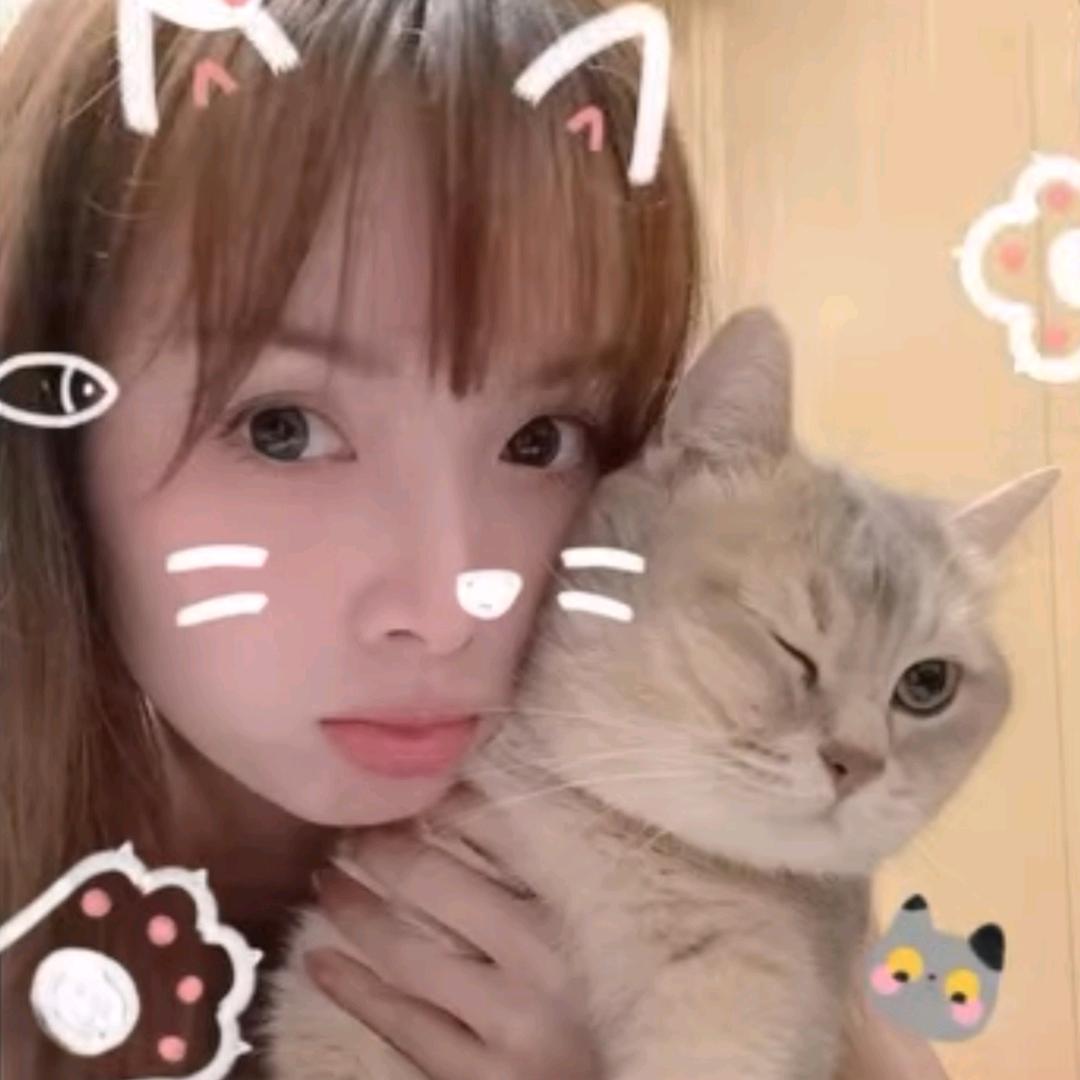 全白小姐姐🌱🍄🌙🌙🌙🔥