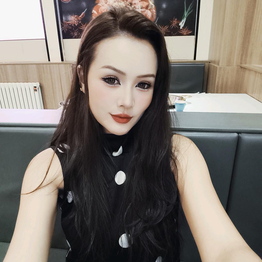 小西