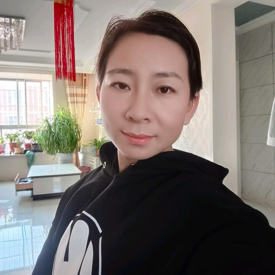 静静（不定时直播）头像