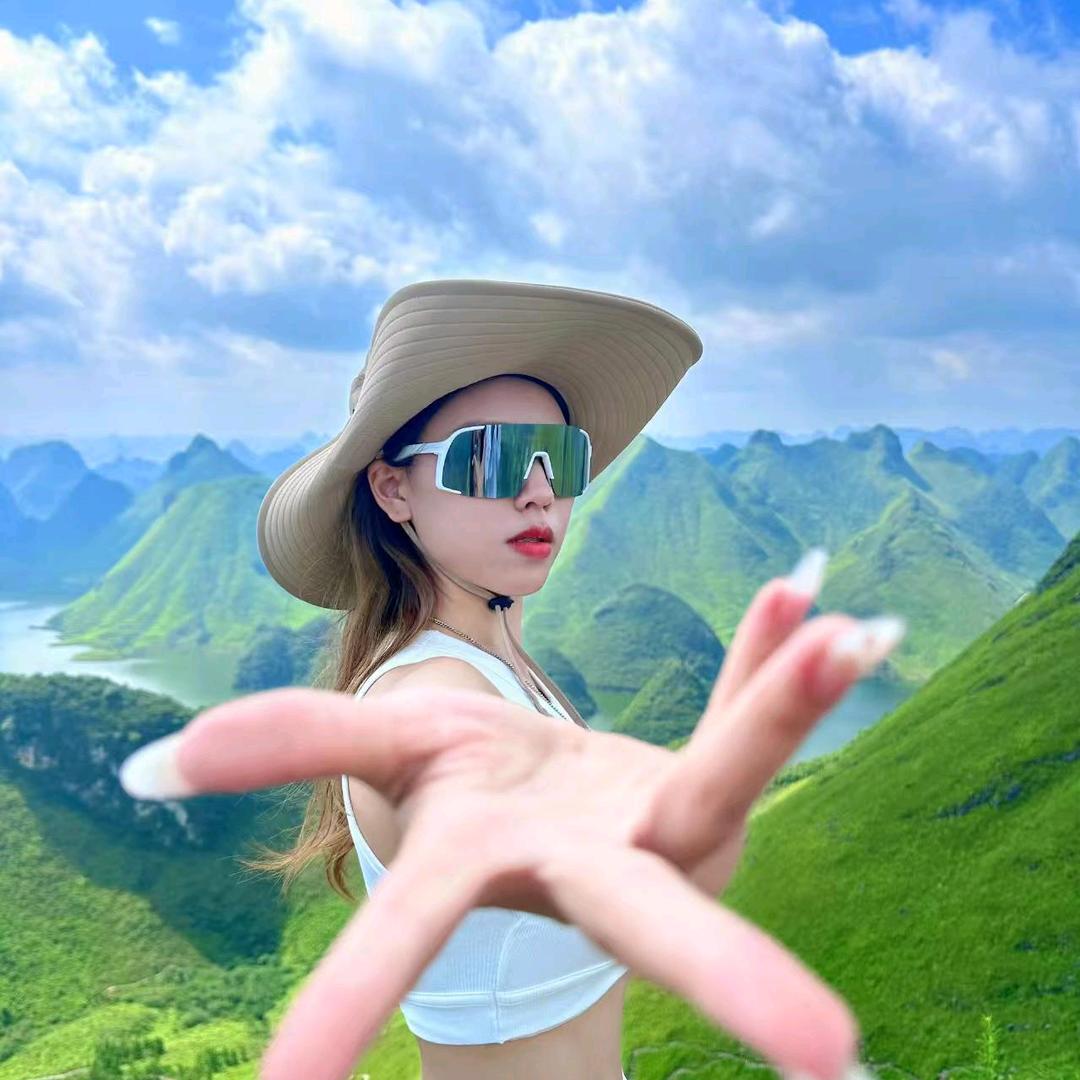 依依爱爬山（👀主叶进裙）