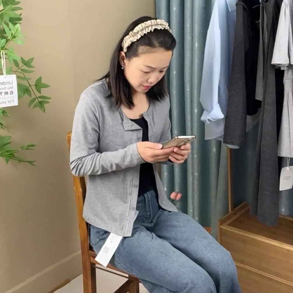 玲子的衣橱