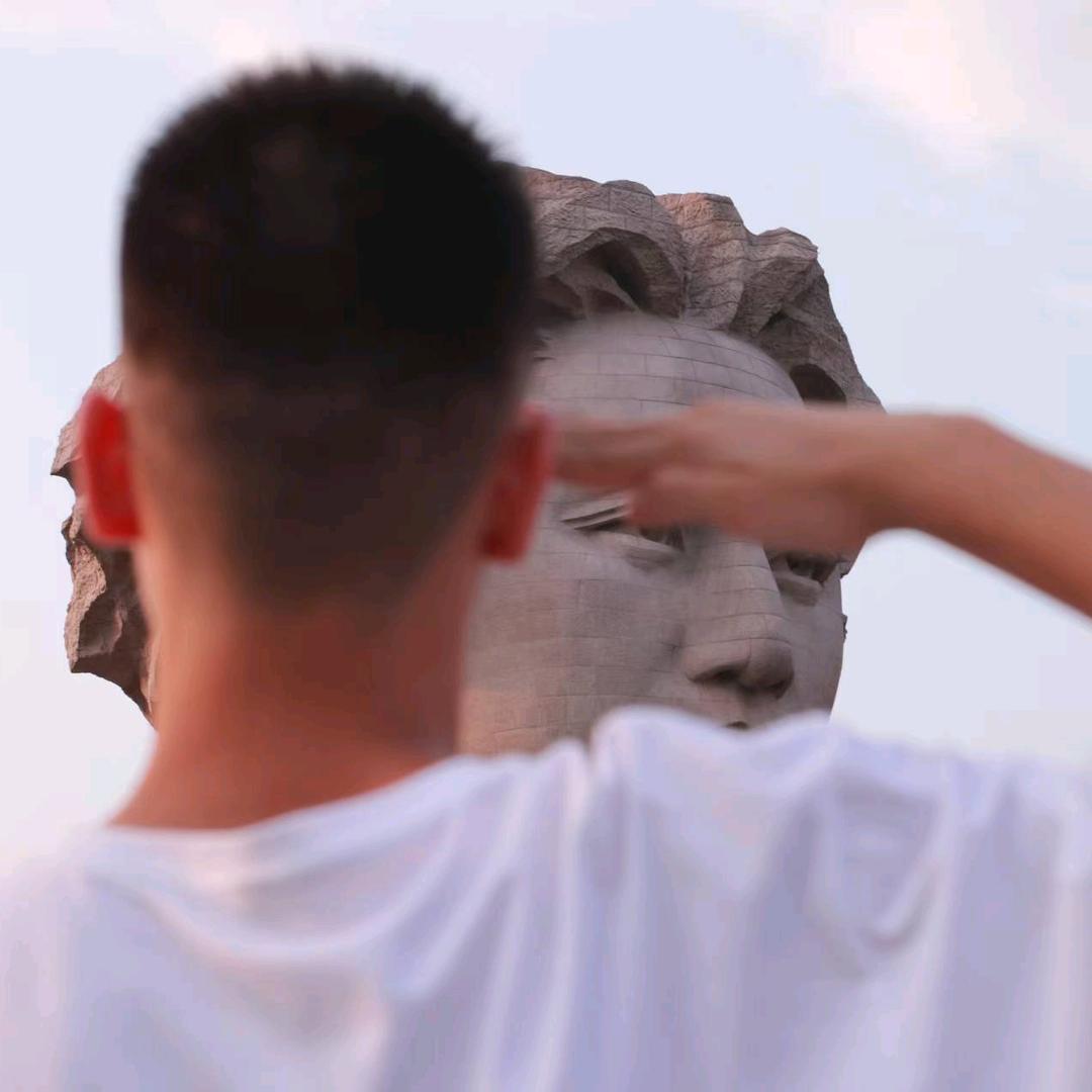 富🇨🇳