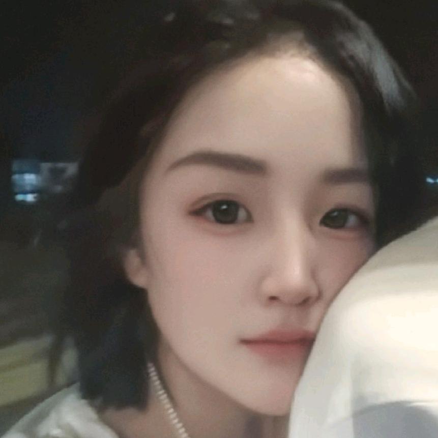 🍓小草莓🍓小姐姐