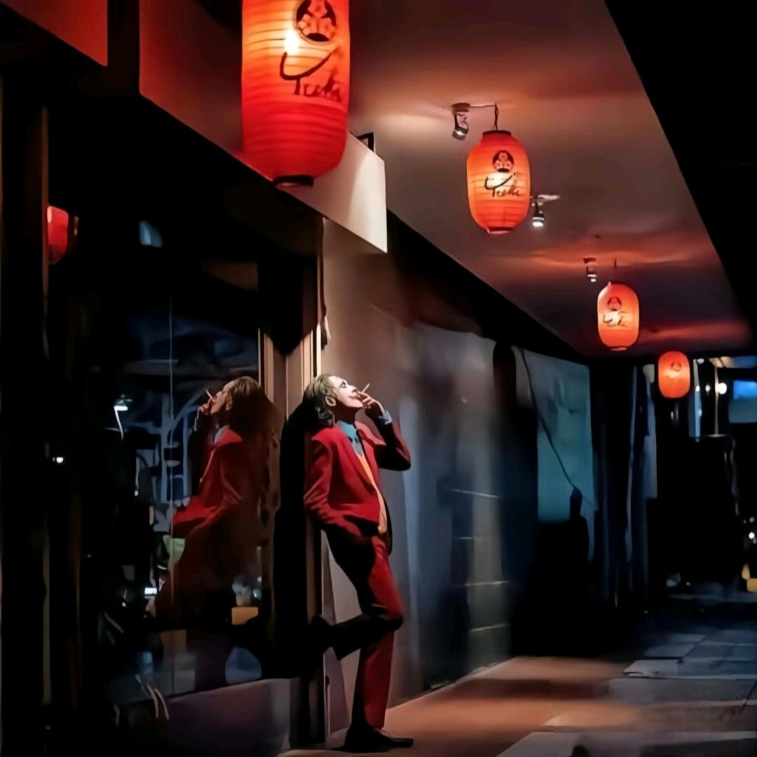 扶老奶奶闯红灯