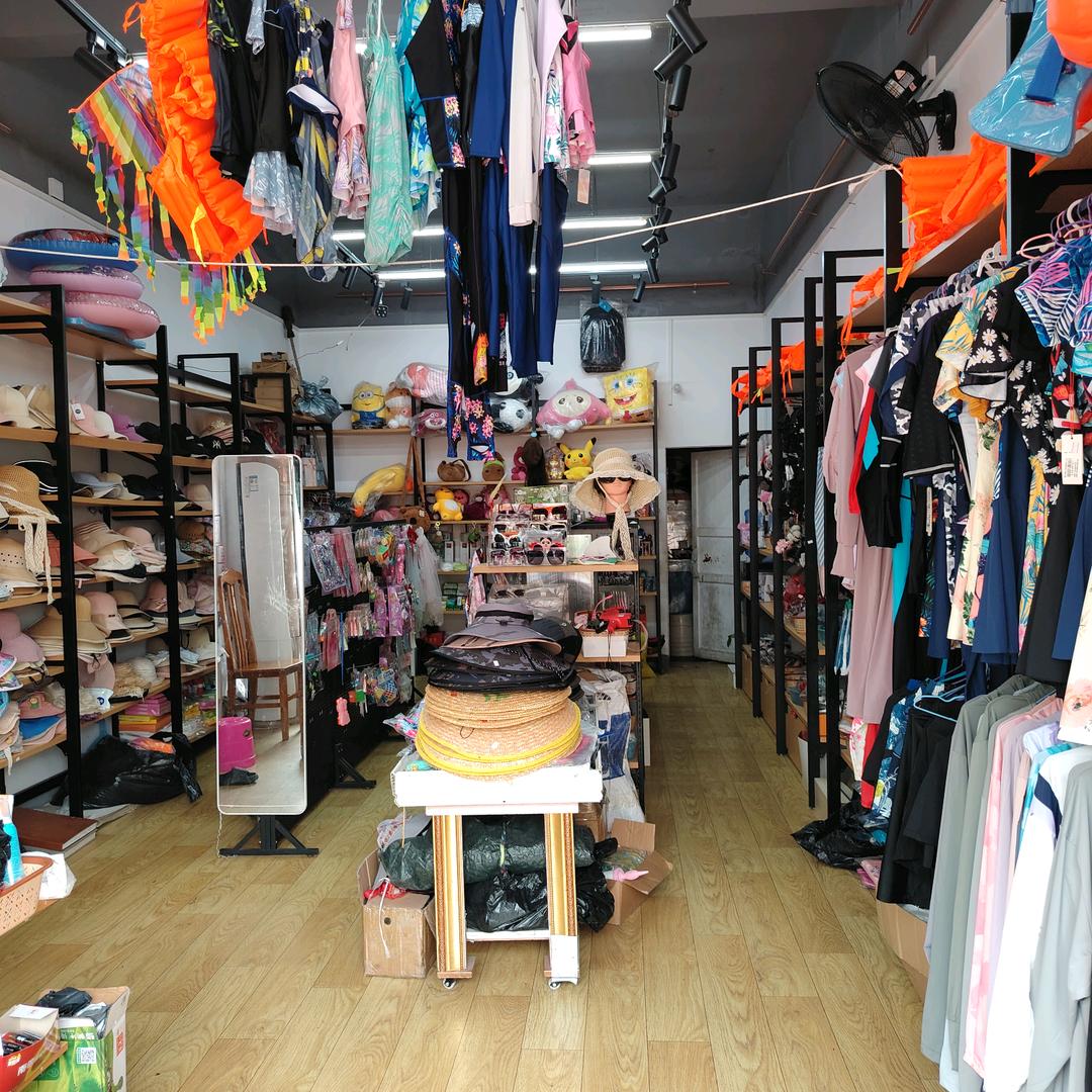 泳衣泳具天峨县简爱精品屋