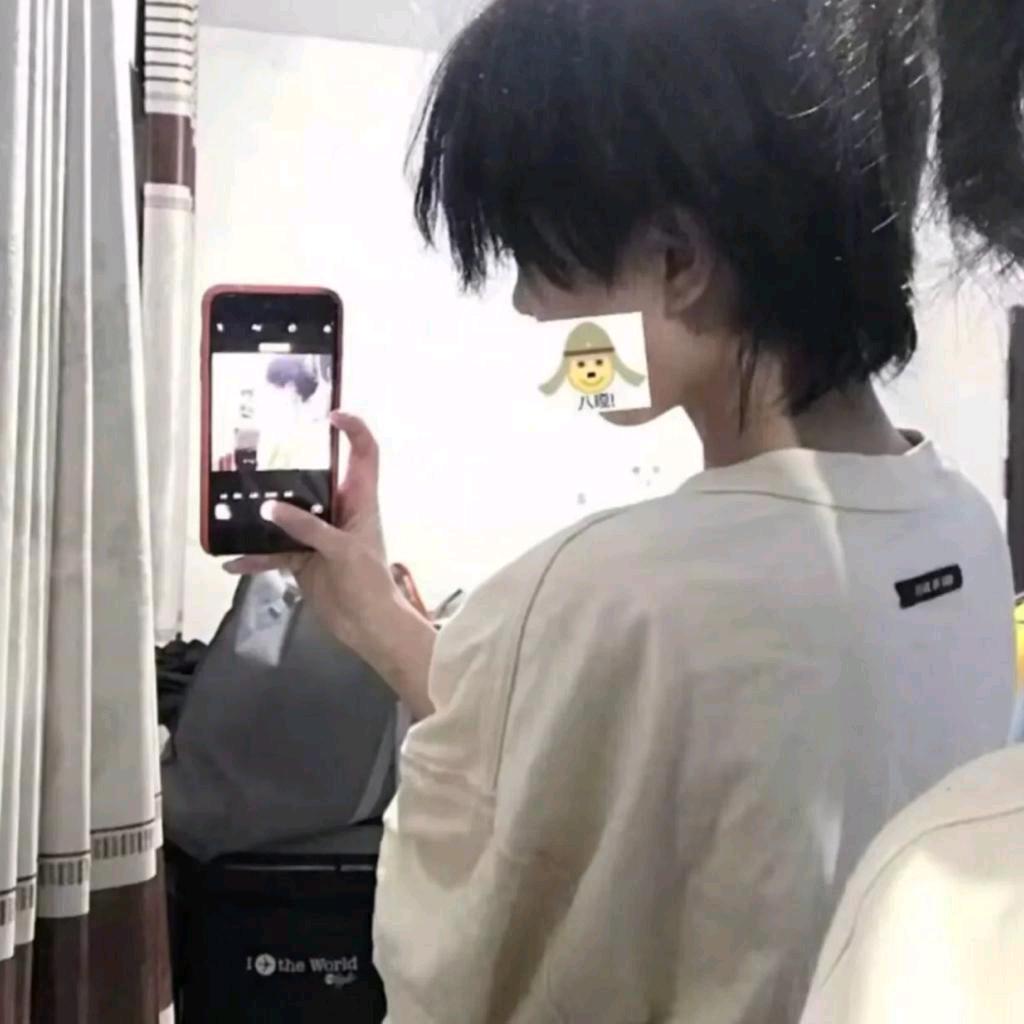 碎冰冰.