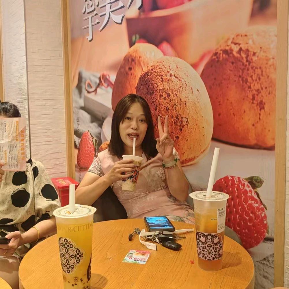 贴转印标小姐姐