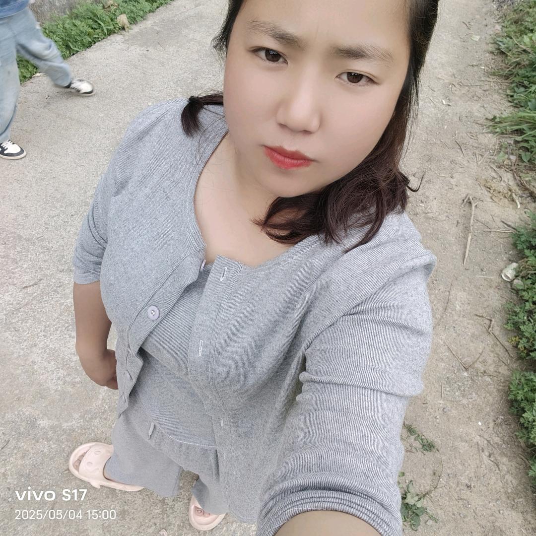 ☞吴辣不欢☜