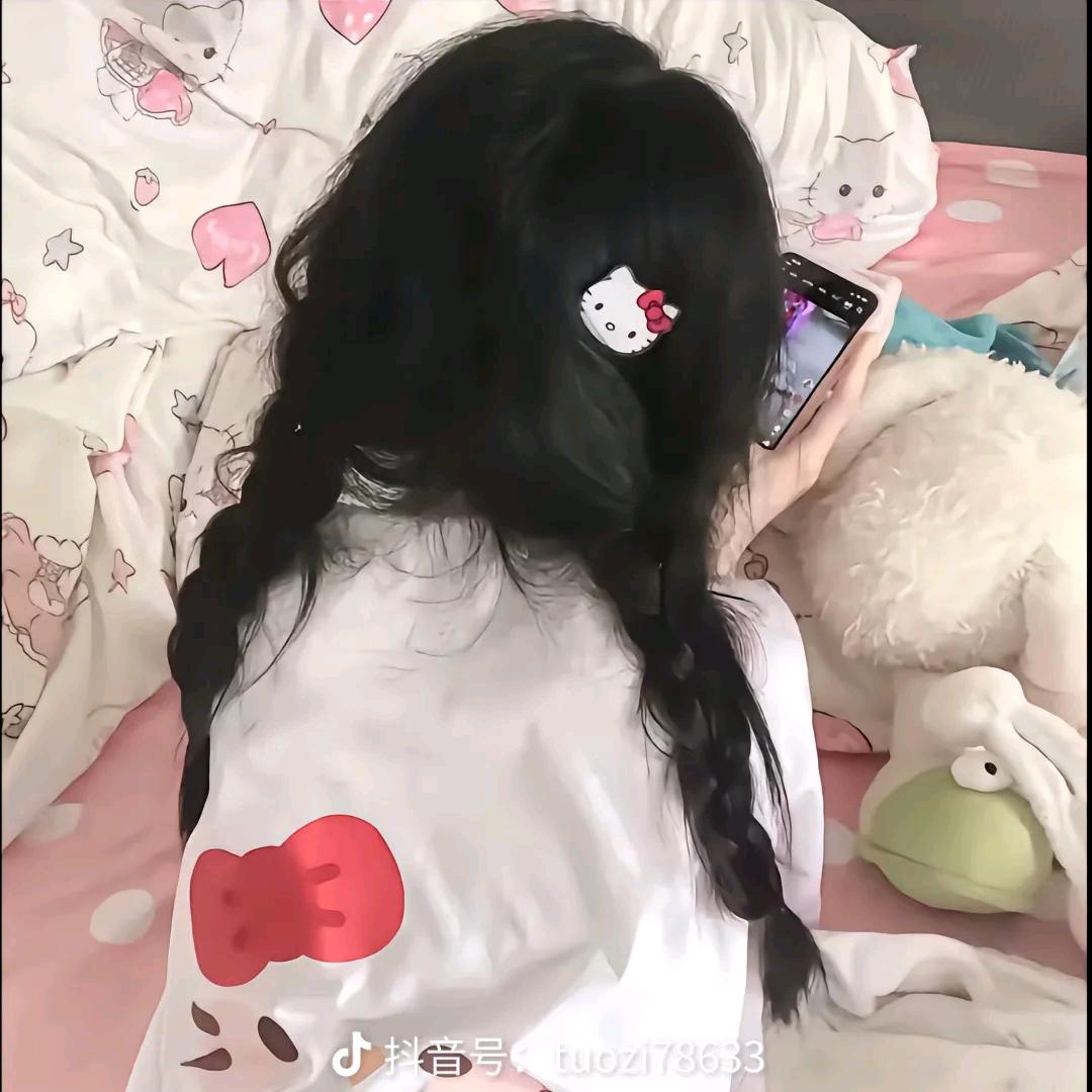 小气球会飞走哦🥳