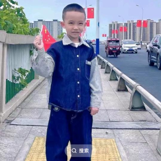 青楼满座，只因人心寂寞。