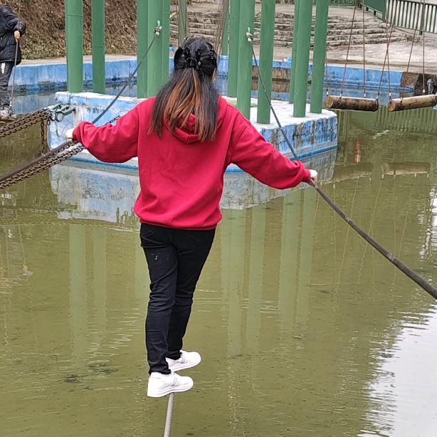 好运加满《请匆连赞谢谢》