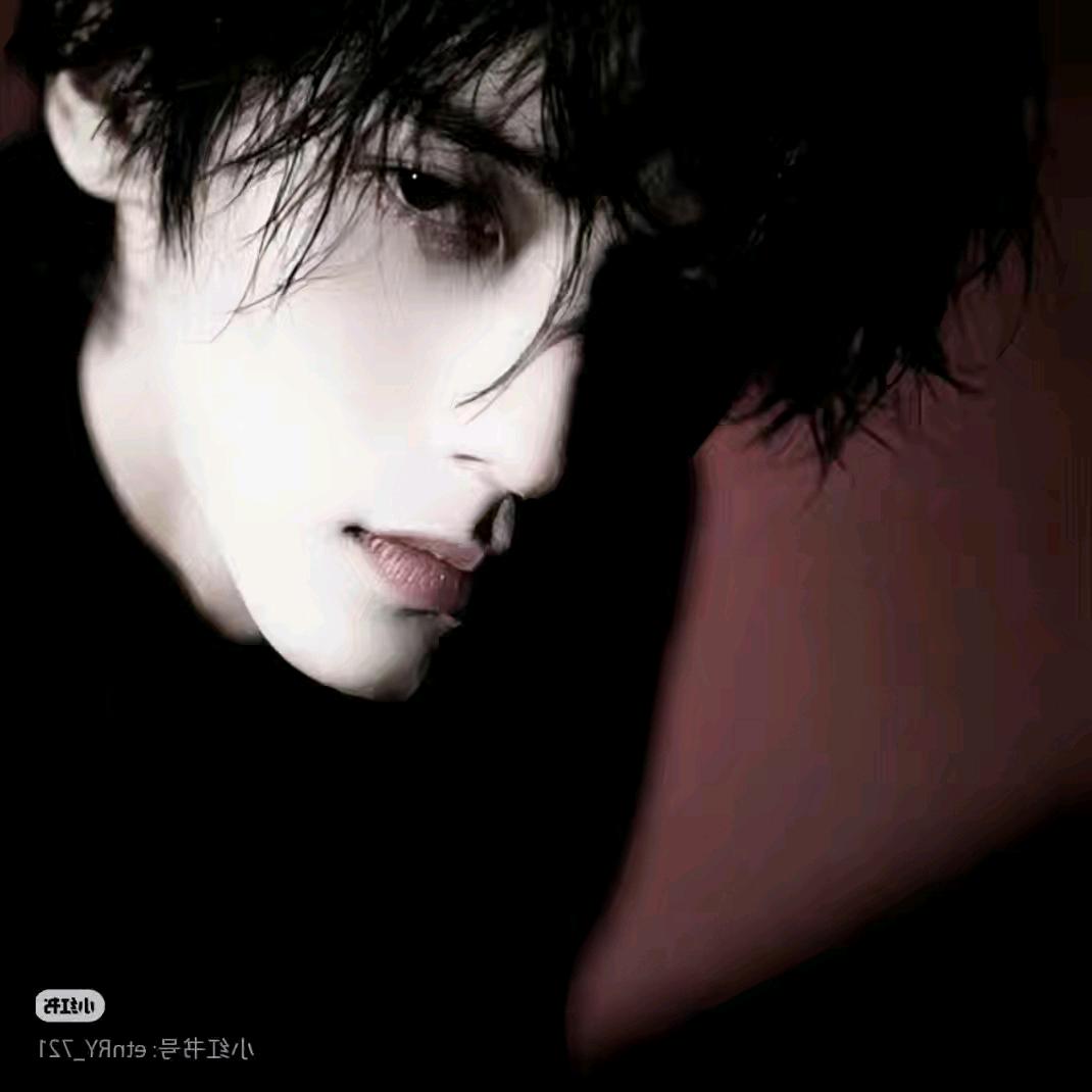 暗夜˚🧸