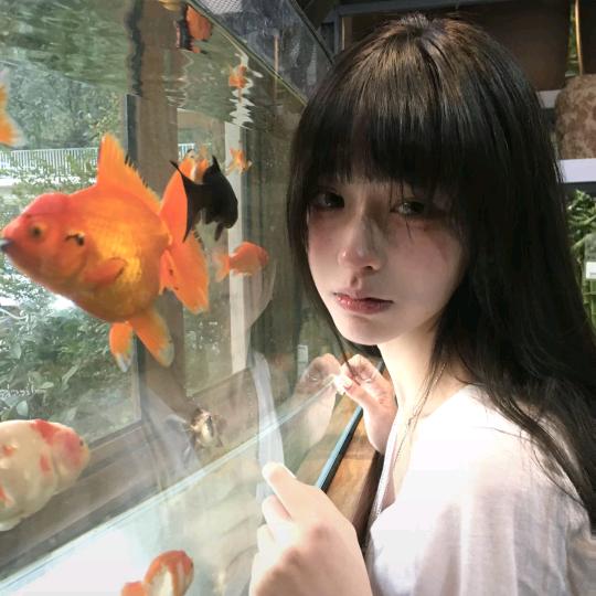 你脸又圆了喔^