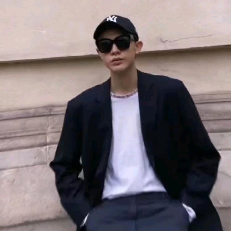 এ᭄ꦿꫛ徐老板独宠এ᭄💕雅💕