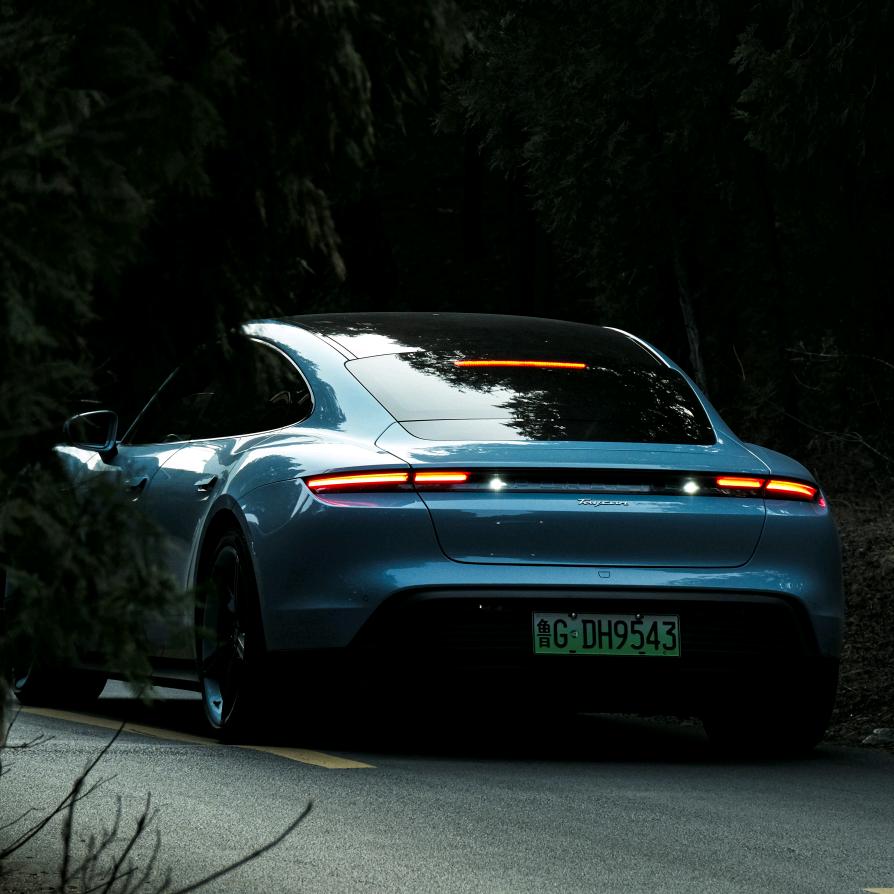 梧桐汽车服务小老板