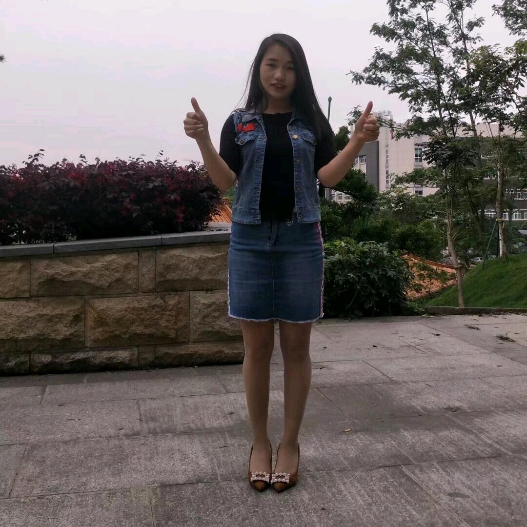 💕 এ᭄小英ᵥ̶ₑ̶ᩚ💕