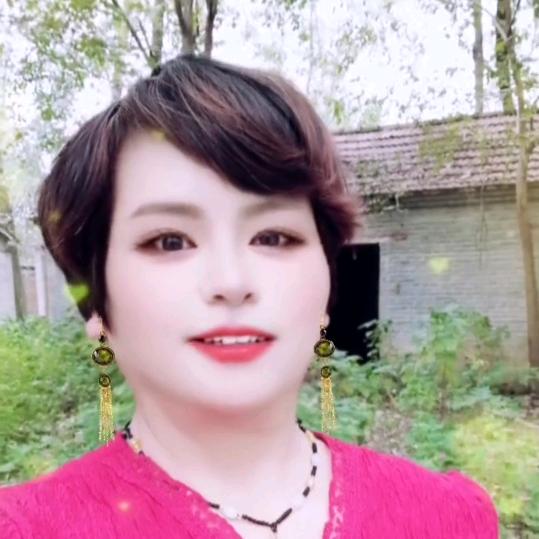 杨梅（早晚7点10分开播）