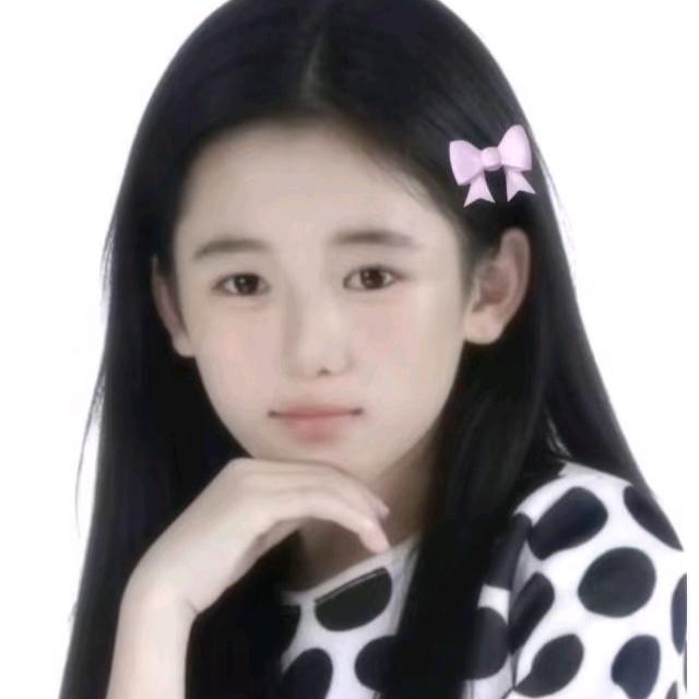 脆太爷只会比耶✌🏻