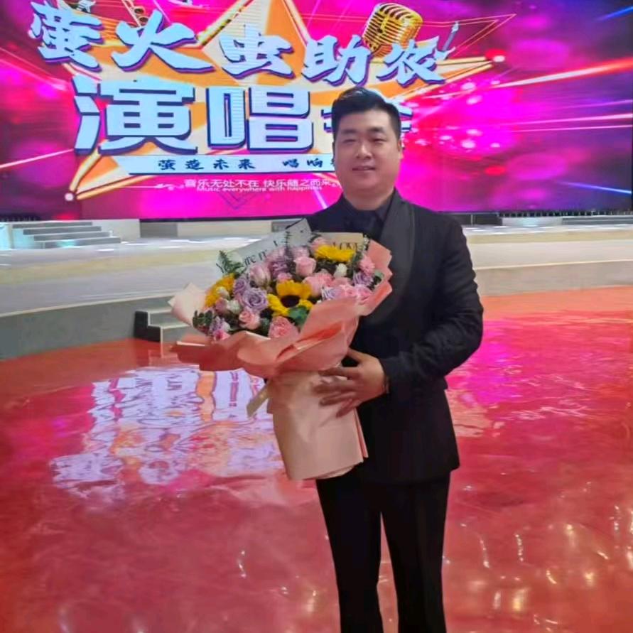 长春主持人超群