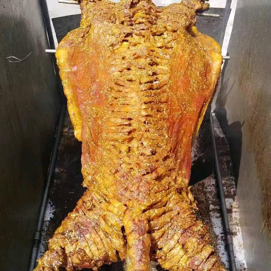 小刚上门烤全羊