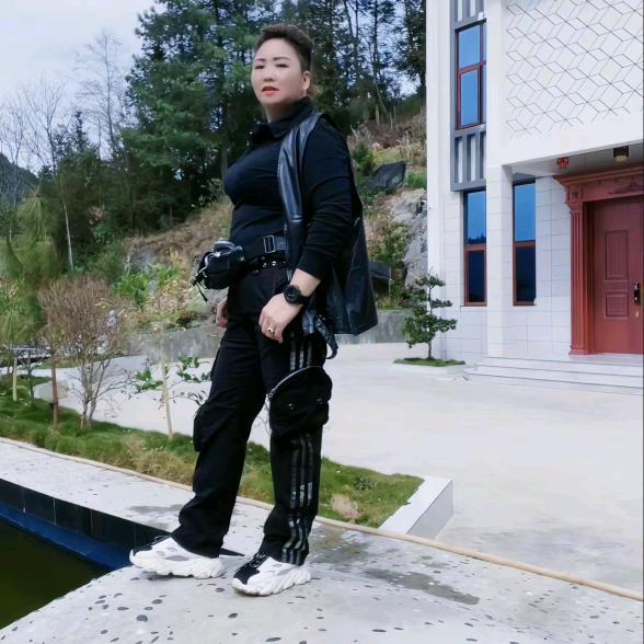 礼义 $ 之尊